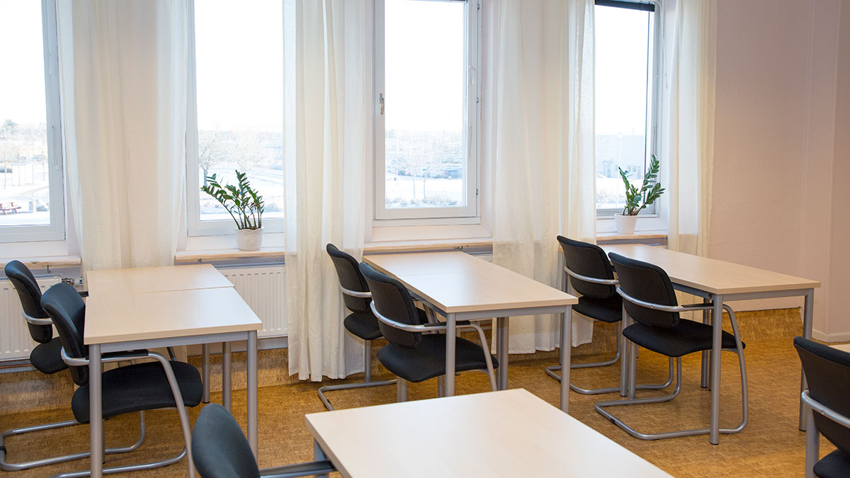 Anpassat klassrum med mindre buller och andra störande moment. På Kungsängsgymnasiet får du studiero.